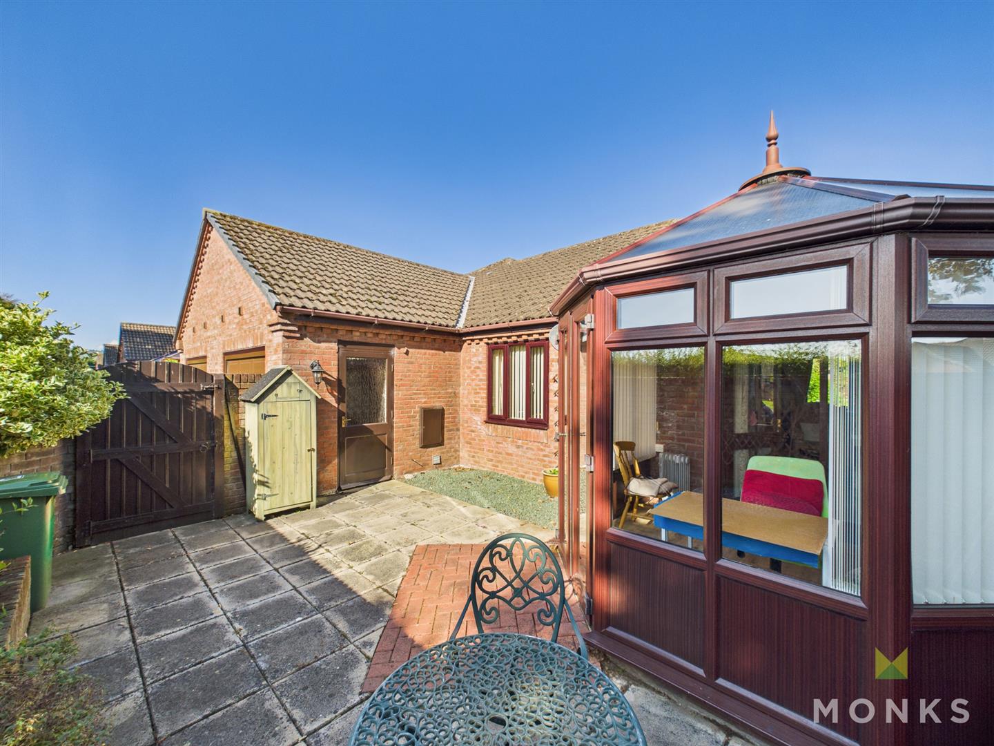 41 Meadowbrook Court Twmpath Lane, Oswestry, SY10 7HD For Sale